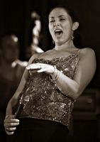 Libby singing at the Verandah Club as part of the Perth International Arts Festival 2004
